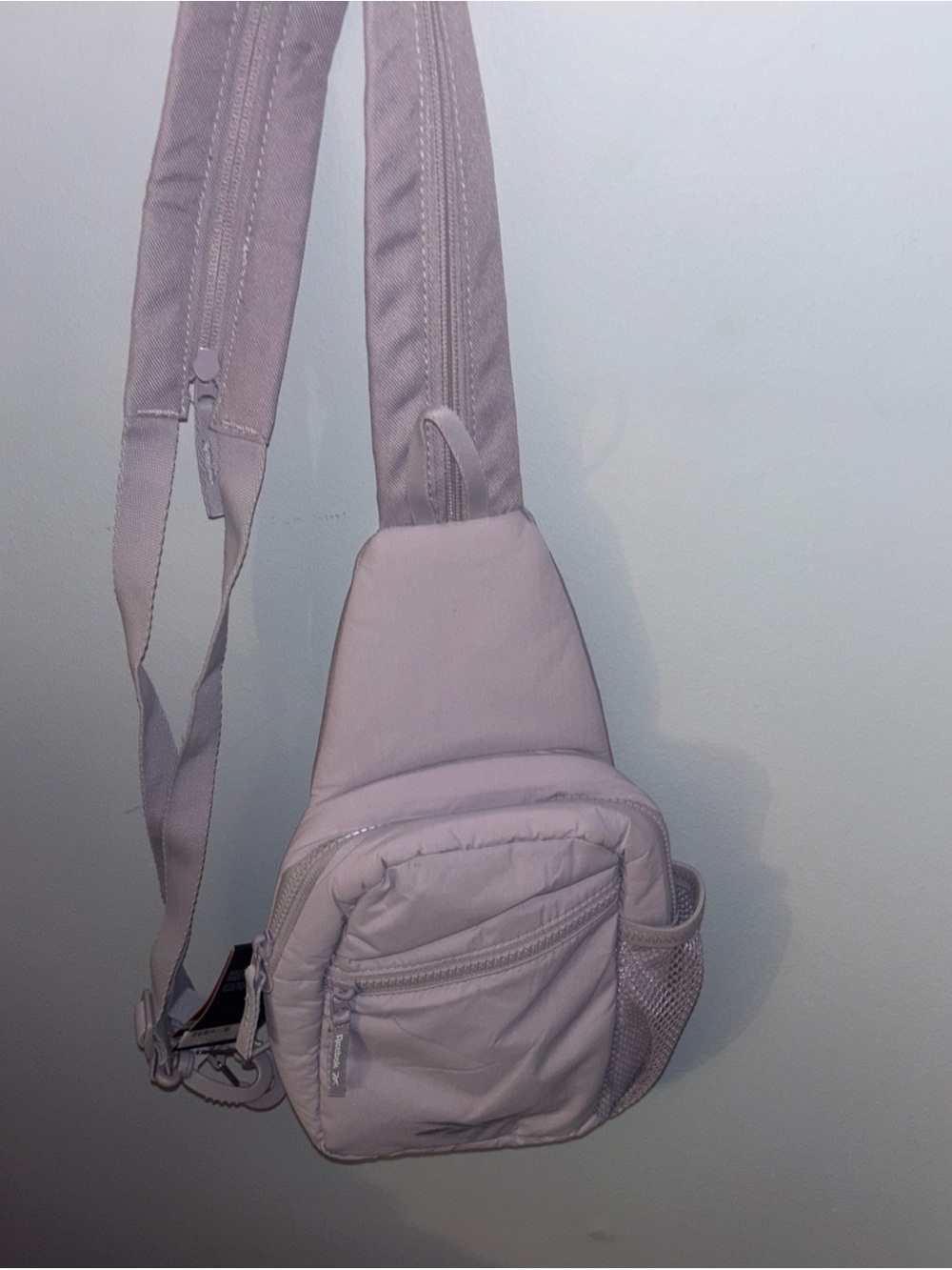 Reebok Light Lavender Crossbody Sling Bag - Picture 2 of 3